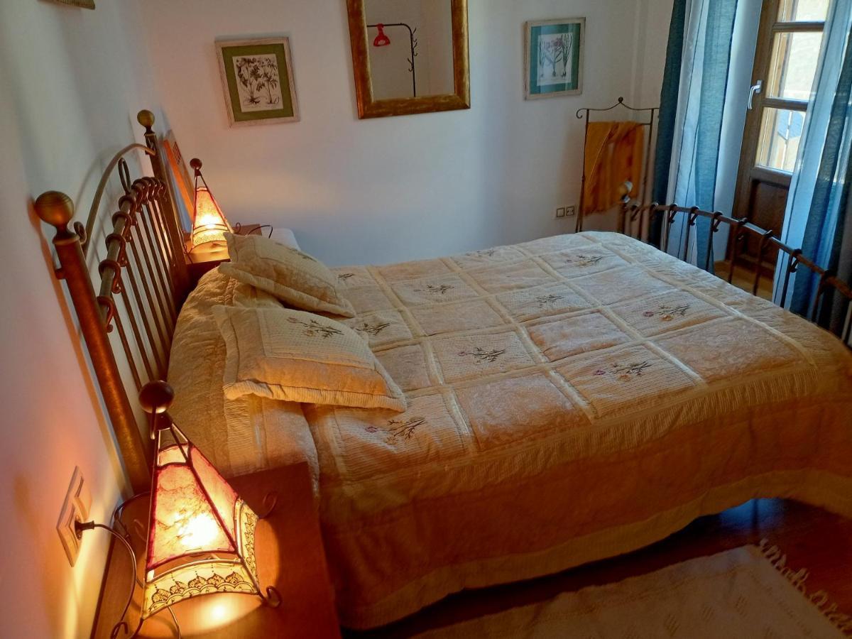 Apartamentos Bubal Pena Telera El Pueyo de Jaca Eksteriør billede