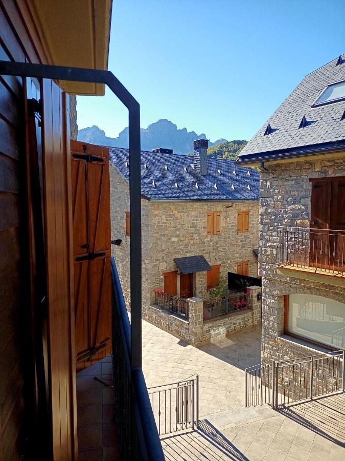 Apartamentos Bubal Pena Telera El Pueyo de Jaca Eksteriør billede