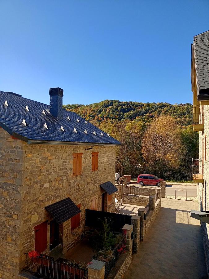 Apartamentos Bubal Pena Telera El Pueyo de Jaca Eksteriør billede